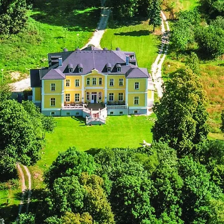 Schloss Schmuggerow