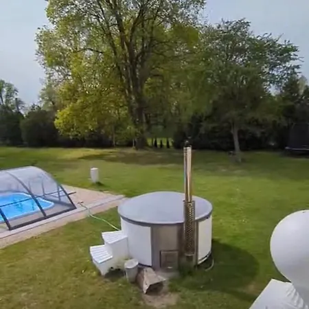 Ferienhaus Schloss Schmuggerow